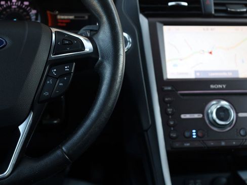 Used 2020 Ford Fusion Titanium FWD image 29