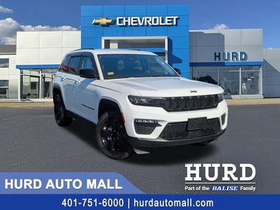 Used 2023 Jeep Grand Cherokee Limited w/ Black Appearance Package