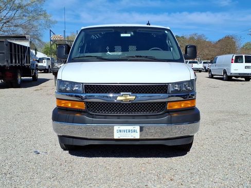 Used 2024 Chevrolet Express 2500 Work Van w/ Driver Convenience Package image 2