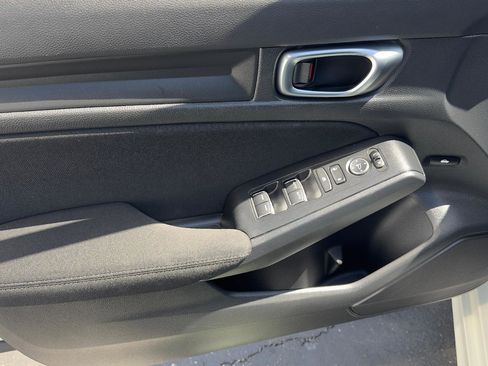 Used 2022 Honda Civic Sport image 11