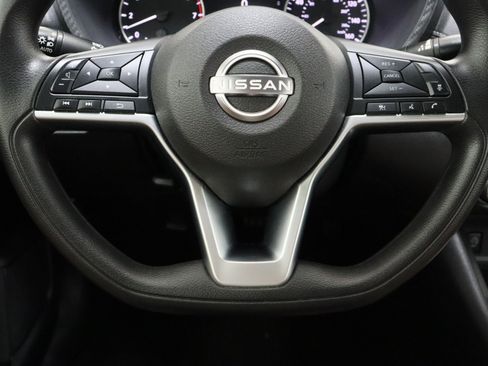 Used 2024 Nissan Sentra SV FWD image 23