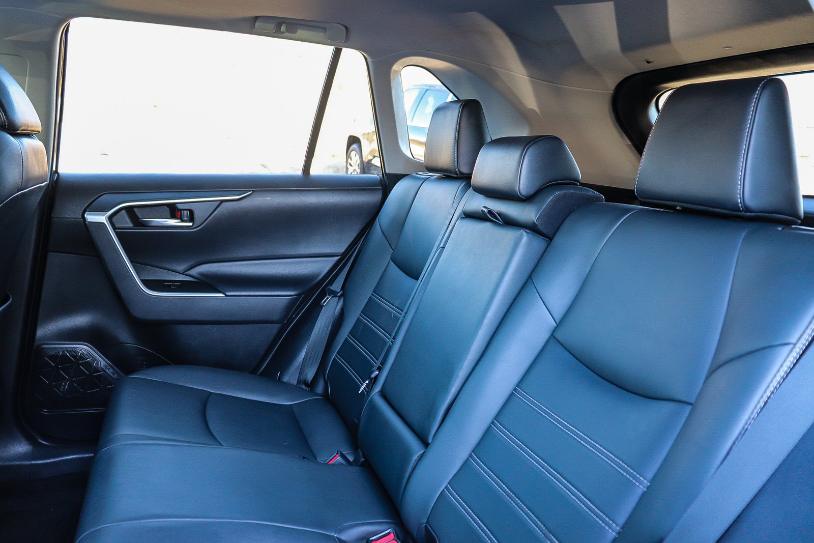 Certified 2019 Toyota RAV4 XLE Premium w/ Carpet Mat Package FWD image 19