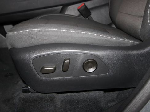 Used 2025 Chevrolet Traverse LT w/ Enhanced Driving Package FWD image 7