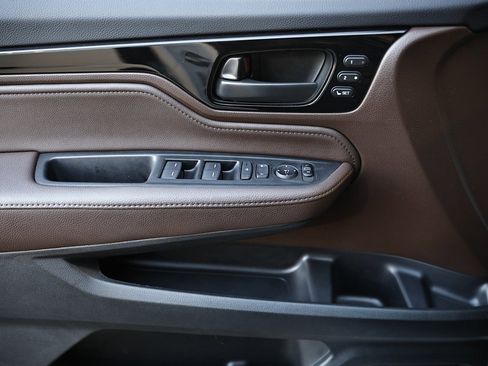 Used 2025 Honda Odyssey Touring image 15