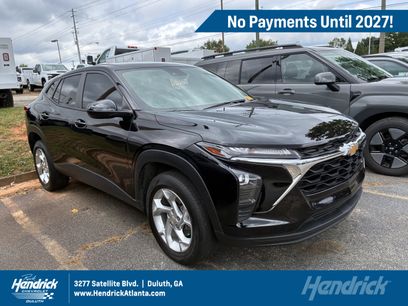 Used 2025 Chevrolet Trax LS w/ LS Convenience Package