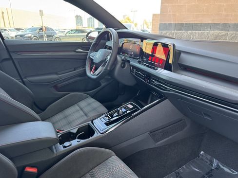 Used 2024 Volkswagen GTI SE image 40