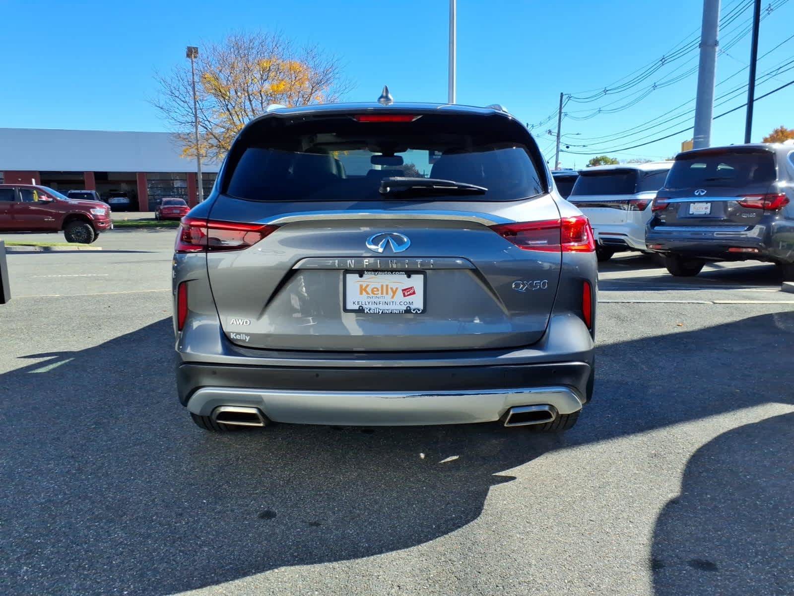 Used 2021 INFINITI QX50 Luxe w/ Cargo Package AWD/4WD image 6