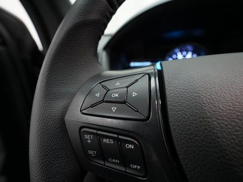 Used 2018 Ford Explorer XLT w/ Equipment Group 202A image 18