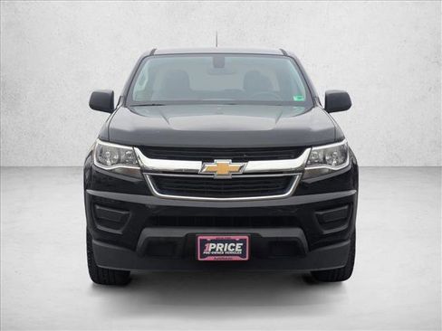 Used 2019 Chevrolet Colorado W/T image 2