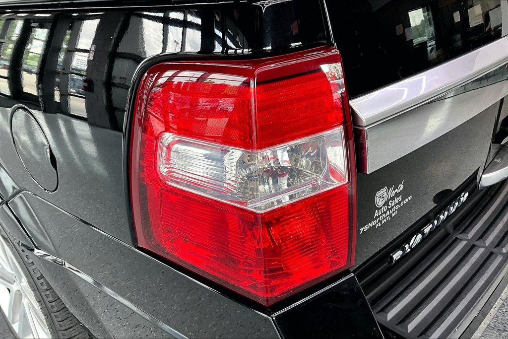 Used 2017 Ford Expedition EL Platinum AWD/4WD image 23