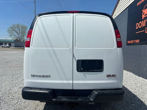 Used 2023 GMC Savana 2500 w/ Driver Convenience Package RWD image 4