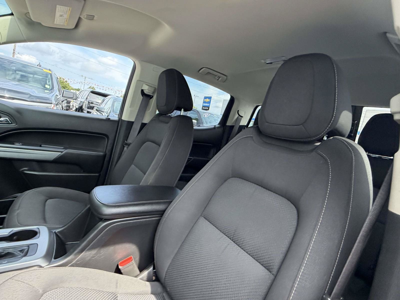 Used 2019 Chevrolet Colorado LT w/ LT Convenience Package AWD/4WD image 13