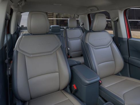 New 2026 Ford Maverick Lariat w/ 4K Tow Package image 10