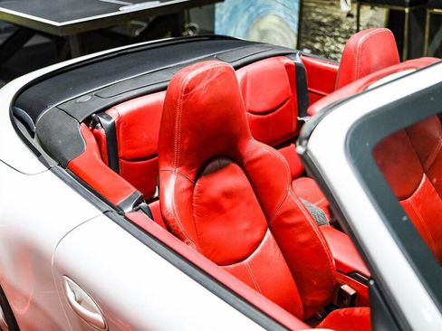 Used 2006 Porsche 911 Carrera S RWD image 35
