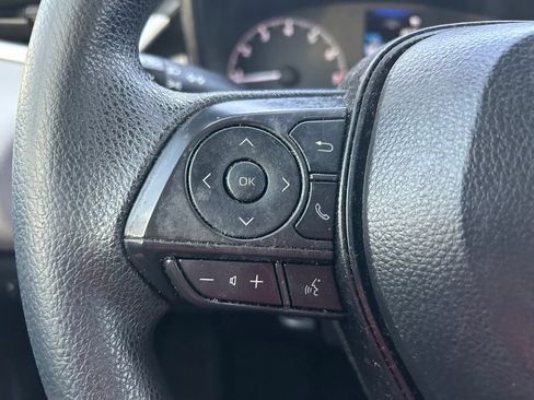 Certified 2025 Toyota Corolla LE FWD image 20