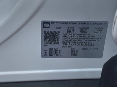 Used 2025 Chevrolet Equinox LT FWD image 26