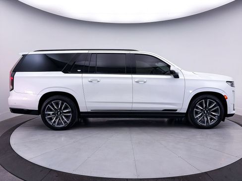Used 2023 Cadillac Escalade ESV Sport Platinum AWD/4WD image 49