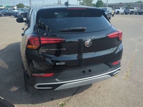 Used 2023 Buick Encore GX Preferred w/ Cold Weather Comfort Package AWD/4WD image 5