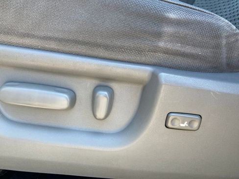 Used 2012 Toyota Tundra 2WD Double Cab w/ SR5 Pkg image 12