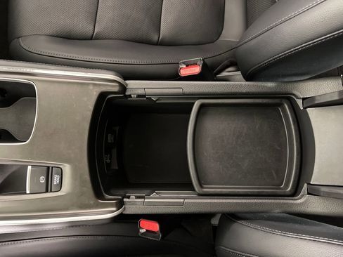 Used 2018 Honda Accord Touring image 26