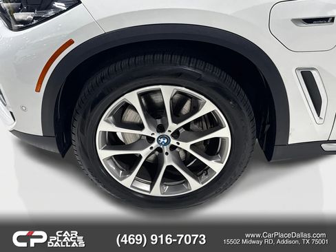 Used 2022 BMW X5 xDrive45e w/ Climate Comfort Package AWD/4WD image 39