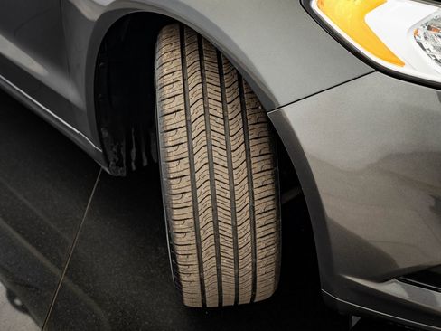 Used 2015 Ford Fusion Titanium image 41