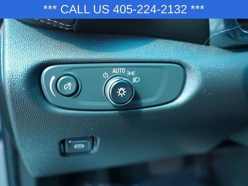 Used 2024 Chevrolet Blazer LT w/ Convenience Package FWD image 34
