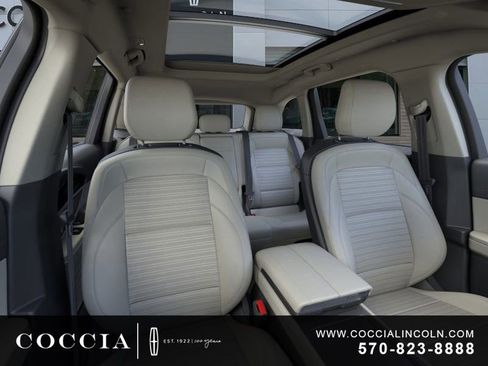 New 2026 Lincoln Nautilus Reserve w/ Jet Appearance Package image 10