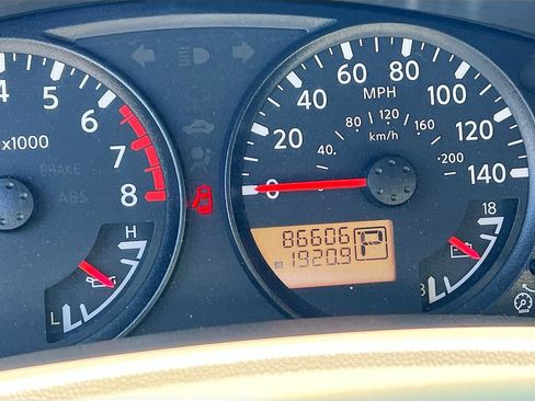 Used 2016 Nissan Frontier SV RWD image 12