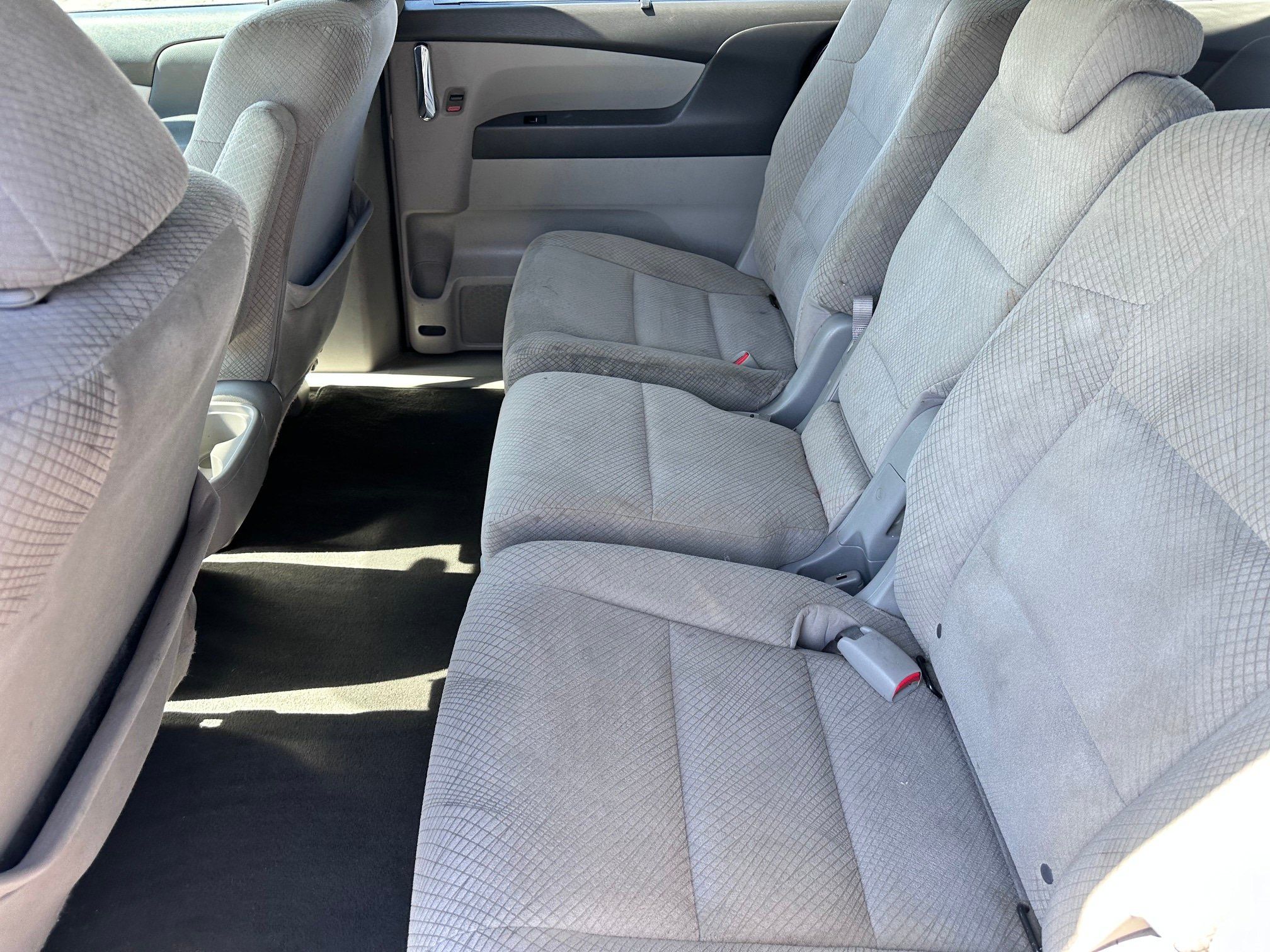 Used 2016 Honda Odyssey SE image 6