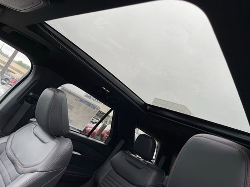 New 2026 Ford Explorer ST-Line image 19