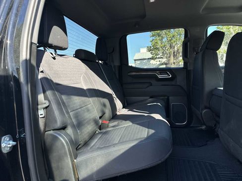 Used 2023 Chevrolet Silverado 1500 LT image 18