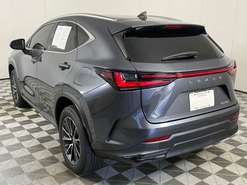 Used 2025 Lexus NX 250 FWD w/ Towing Package (2000 Lbs) image 4