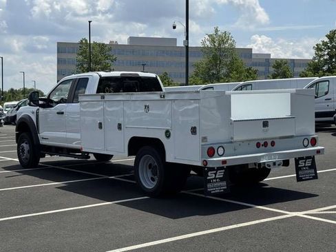 New 2025 Ford F550 4x4 Supercab Super Duty image 5