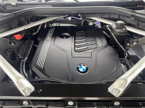 Used 2022 BMW X7 xDrive40i w/ M Sport Package image 84