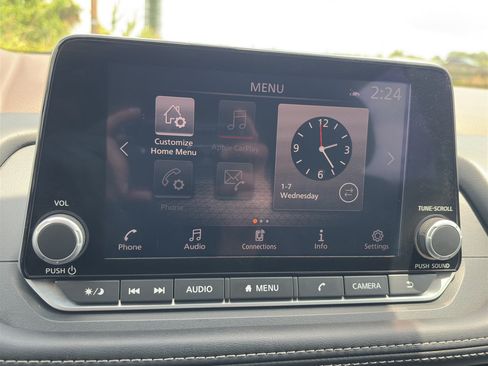 Used 2023 Nissan Rogue SV FWD image 19
