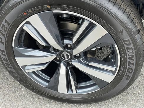Certified 2023 Nissan Rogue SL w/ SL Premium Package AWD/4WD image 31