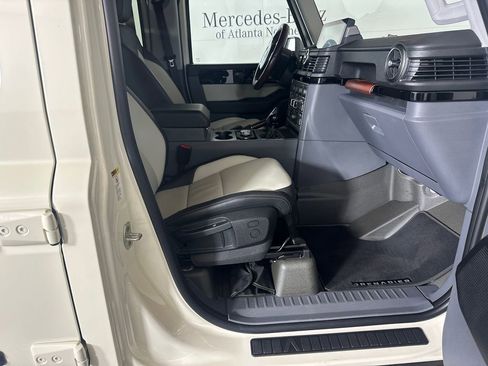 Used 2025 INEOS Grenadier Fieldmaster Edition image 13