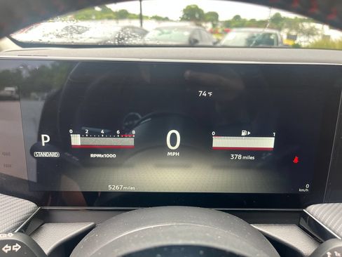 Certified 2026 Nissan Kicks SR FWD image 12