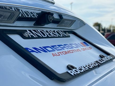 Used 2024 GMC Terrain SLE image 14