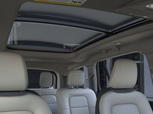 New 2026 Lincoln Aviator 2WD image 22