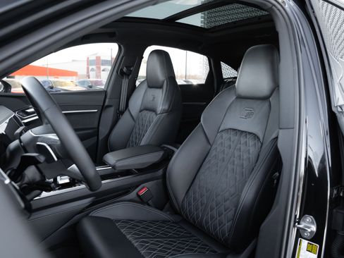 Certified 2023 Audi e-tron S Prestige w/ Prestige Package image 26