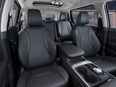 New 2026 Kia Carnival SX Prestige FWD image 15