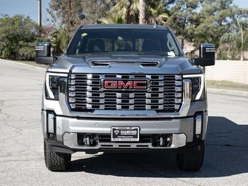 New 2026 GMC Sierra 2500 Denali w/ Denali Reserve Package image 2