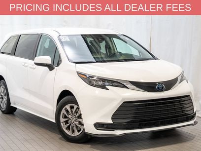 Used 2024 Toyota Sienna LE