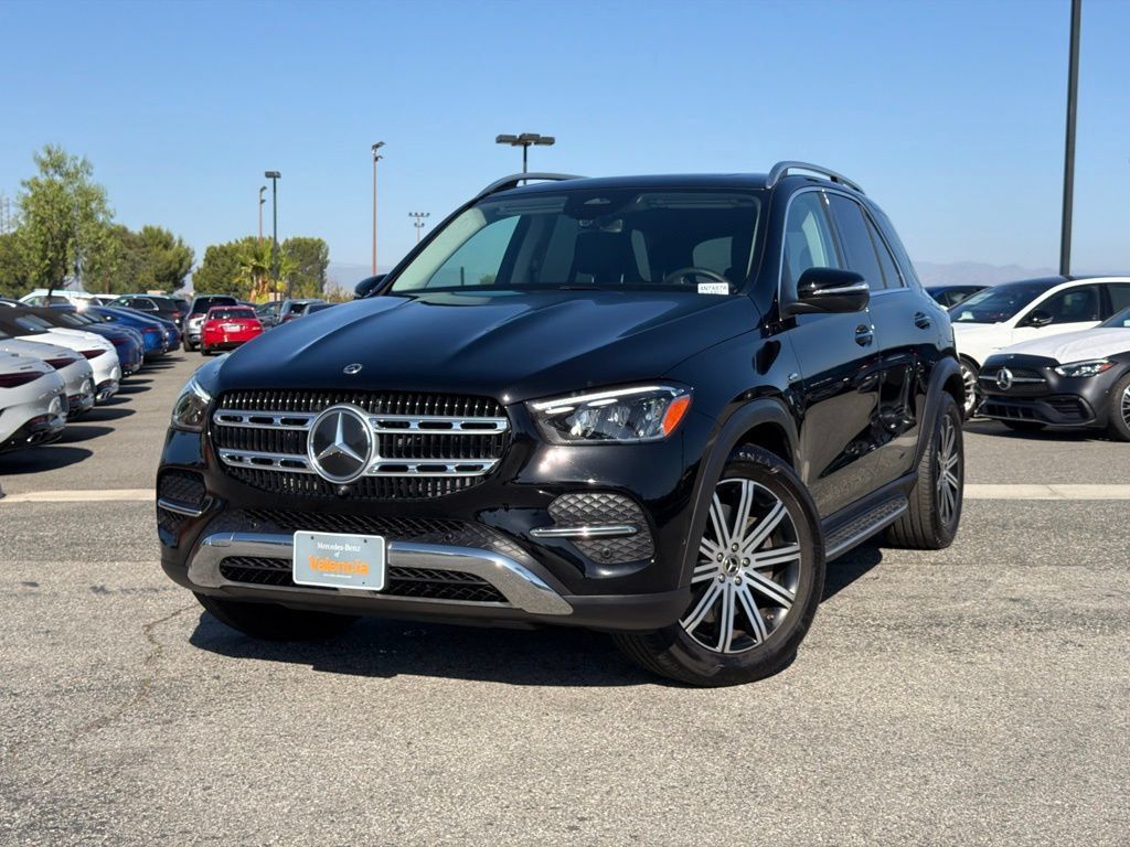Certified 2025 Mercedes-Benz GLE 450e 4MATIC image 2