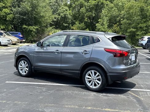 Certified 2019 Nissan Rogue Sport SV FWD image 11
