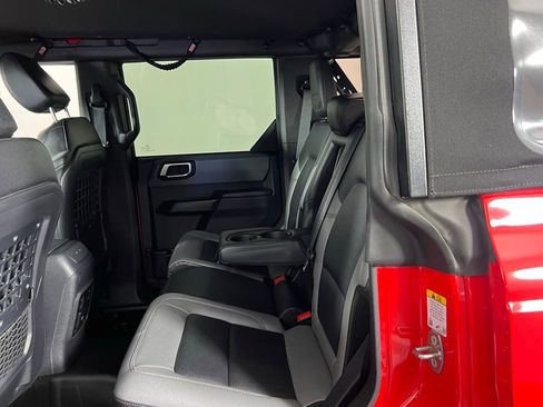Used 2024 Ford Bronco Black Diamond image 26