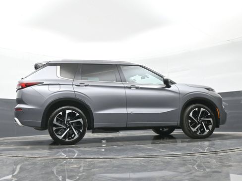 Used 2022 Mitsubishi Outlander SEL FWD image 39