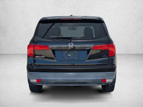 Used 2017 Honda Pilot EX-L image 6
